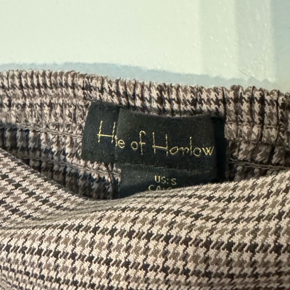 House of Harlow 1960 Micro Houndstooth Crop Top with Spaghetti Straps - Picture 4 of 4